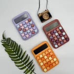 ماشین حساب دکمه رنگی